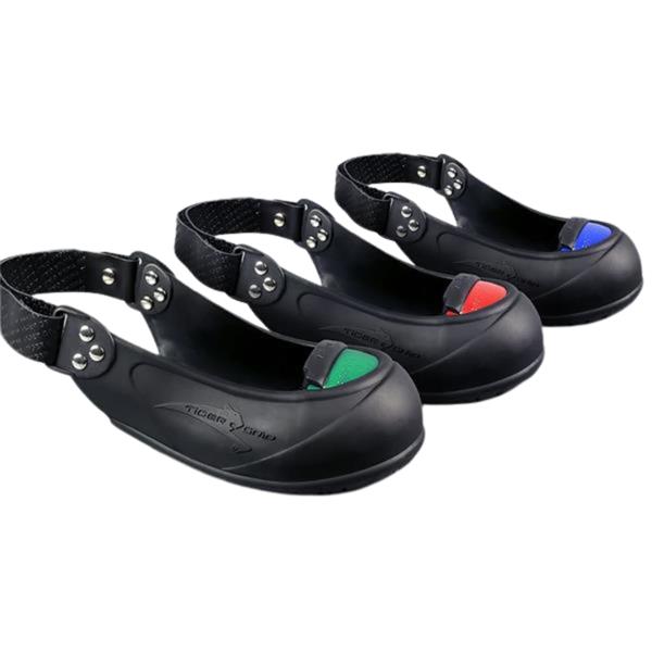 SAFETY OVERSHOES WITH A HARD TOE