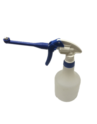 Hand held teat spray gun